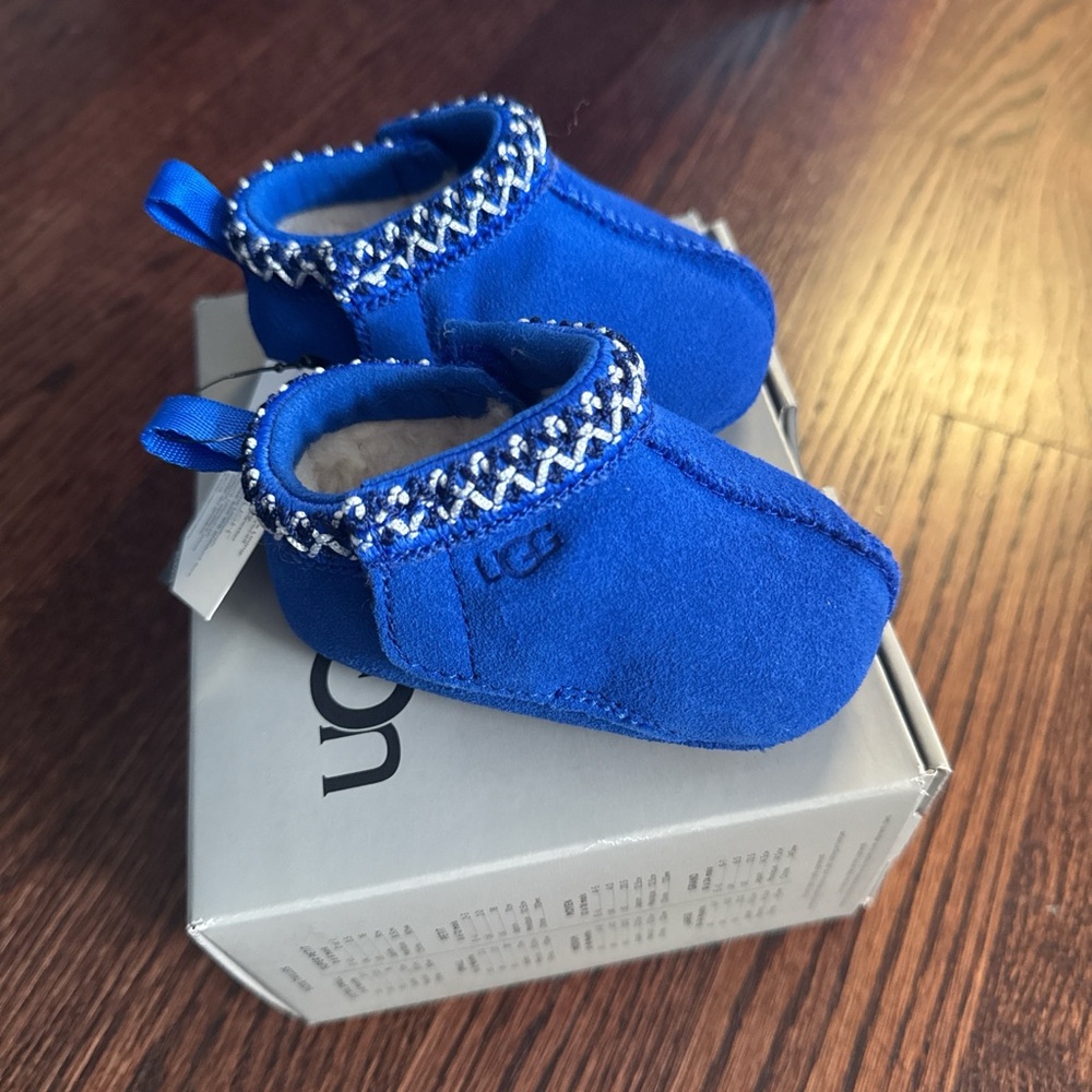 UGG Royal Blue Baby Booties size 0/1 NWT